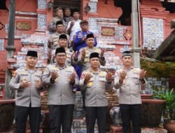 Kapolda Jabar Ziarah ke Makam Sunan Gunung Jati di Cirebon