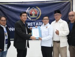 Hendry Ch Bangun Daftarkan Calon Ketua Umum PWI, Ajak Semua Anggota Bersatu Majukan PWI.
