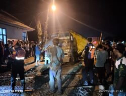 Truk Tertabrak KA Mataram, Belasan Kereta Tersendat , KAI Daop 3 Cirebon Angkat Suara