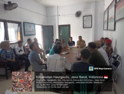 Camat Haurgeulis Gelar Rakor Dan Sosialisasi Pembentukan Panitia Pilwu