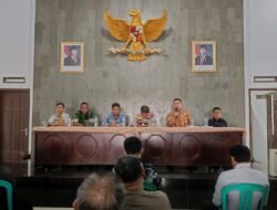 Masyarakat Desa Cipaat Pertanyakan 900 Juta Dana Pribadi Kuwu Untuk Pembangunan 