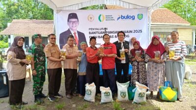 617 KPM Di Desa Haurkolot menerima Bantuan Pangan Dari Pemerintah