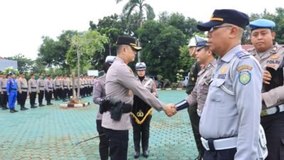 Polres Indramayu Gelar Apel Pasukan Operasi Lilin Lodaya 2025, Siap Amankan Natal dan Tahun Baru