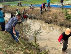 Tekan Populasi Hama Tikus, Pemdes Mekarjati Gelar Gropyokan