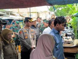 Negara Hadir di Tengah Banjir Karawang, Wapres Tinjau Pengungsian Tanjungpura