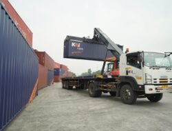 Rel Jadi Tulang Punggung Logistik: Angkutan Kontainer KAI Logistik Melaju 8 Persen Sepanjang 2025