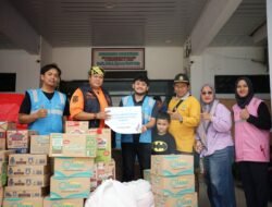 Tanggap Bencana, PLN NP UP Indramayu Salurkan Bantuan Korban Banjir Pamanukan