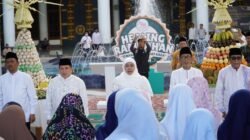 Sentuhan Spiritual Jelang Ramadan, Khofifah Ajak Masyarakat “Menata Hati” di Al-Akbar Surabaya