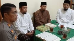 Kapolsek Sukadana Pimpin Silaturahmi dan Pengamanan Pawai Taaruf Ramadan 1447 H
