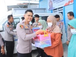 Kapolres Indramayu Dampingi Wakapolda Jabar Bagikan Sembako Usai Tinjau SPPG dan Rutilahu