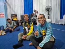 Kayuh Sepeda Ratusan Kilometer Demi Lebaran, Sobur Temukan “Oase” Istirahat di Losarang Indramayu