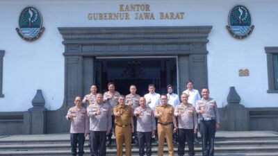 Perkuat Sinergi untuk Stabilitas Daerah, Kapolda Jabar Bangun Komunikasi Strategis Bersama Pemprov di Gedung Sate
