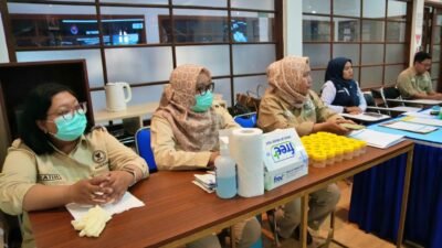 Wujudkan Lingkungan Kerja Bersih Narkoba, KAI Daop 7 Madiun Gelar Webinar dan Tes Urine Mendadak