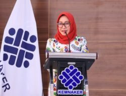 Sekali Klik, Ribuan Peluang Terbuka: Kemnaker Permudah Job Fair Lewat SIAPkerja