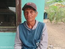 Carya Sang Pelukis Kelir Sandiwara Menanti Seni Rakyat Kembali Dikenang